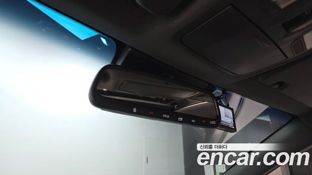 Hyundai i30 2020 — photo 25