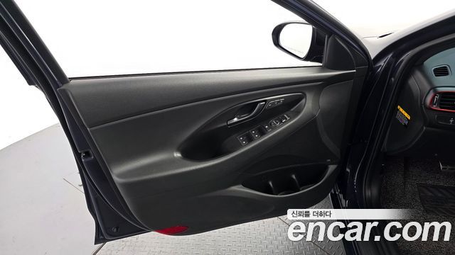 Hyundai i30 2020 — photo 14