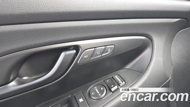 Hyundai i30 2020 — photo 28