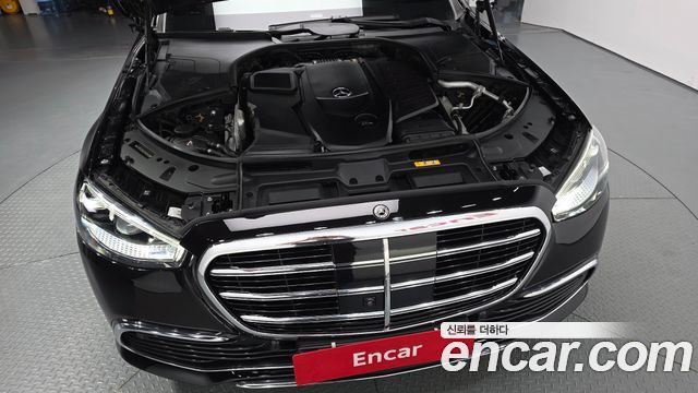 Mercedes-Benz S-Class 2021 — photo 6