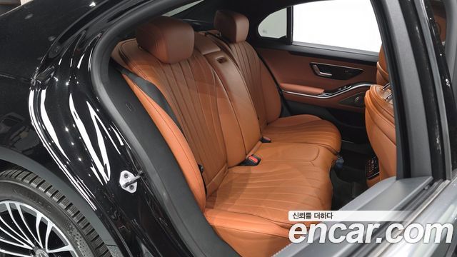 Mercedes-Benz S-Class 2021 — photo 12