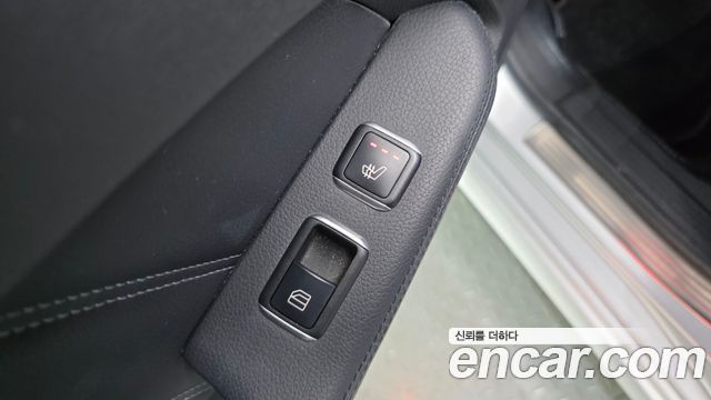 Mercedes-Benz E-Class 2016 — photo 19