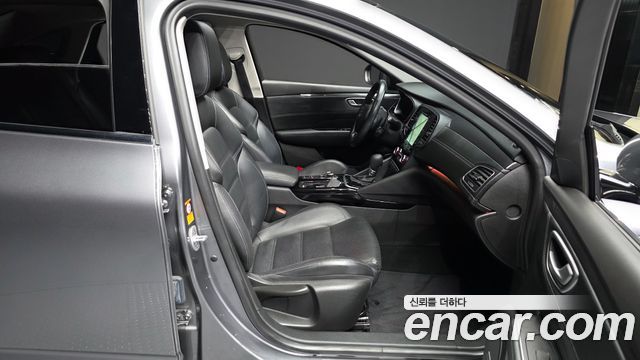 Renault Korea SM6 2017 — photo 17