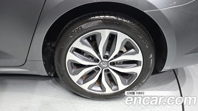 Renault Korea SM6 2017 — photo 7