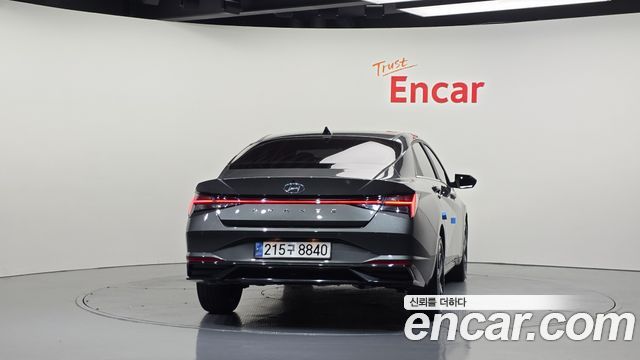 Hyundai AVANTE 2023 — photo 4