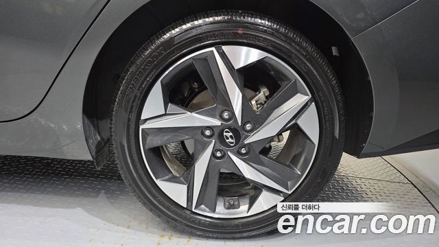Hyundai AVANTE 2023 — photo 7