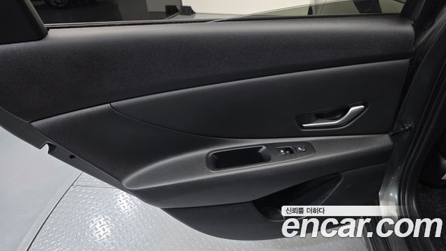 Hyundai AVANTE 2023 — photo 15