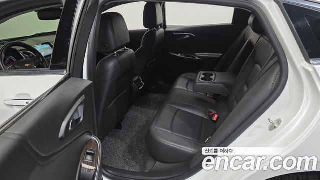 Chevrolet Korea Malibu 2017 — photo 12