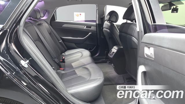 Hyundai Sonata 2015 — photo 18