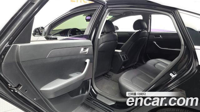 Hyundai Sonata 2015 — photo 16