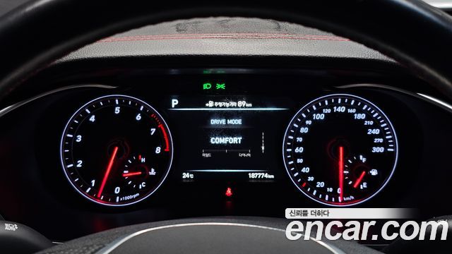 Genesis G70 2018 — photo 8