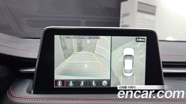 Genesis G70 2018 — photo 14