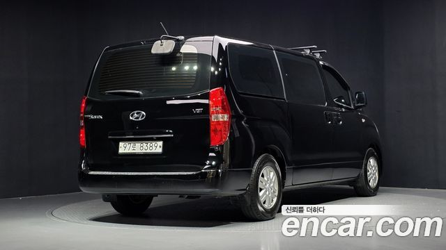 Hyundai Starex 2017 — photo 2