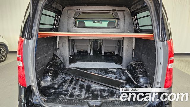 Hyundai Starex 2017 — photo 20