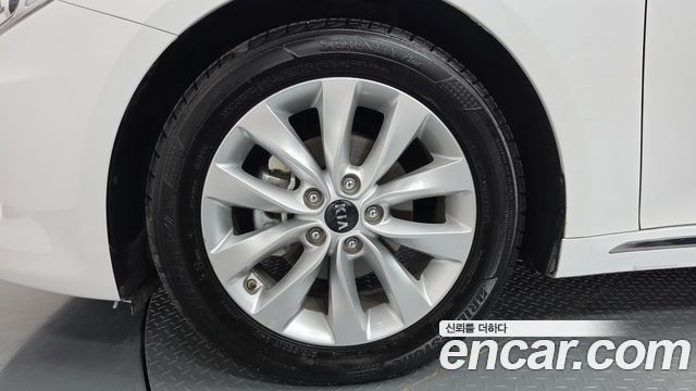 Kia K5 2016 — photo 5