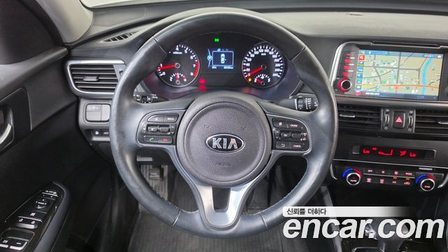 Kia K5 2016 — photo 13