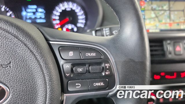 Kia K5 2016 — photo 15