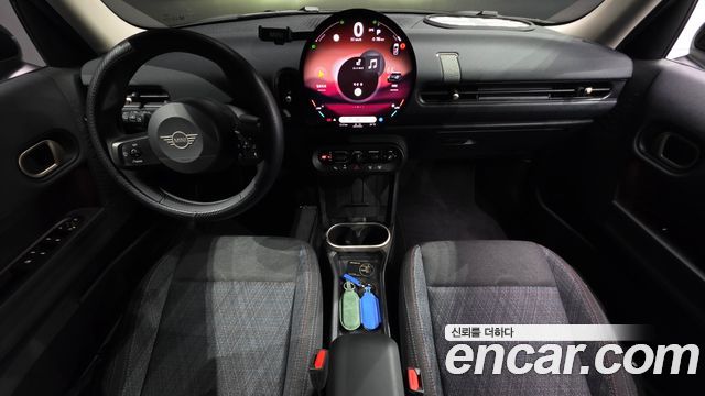 Mini Cooper 2025 — photo 10