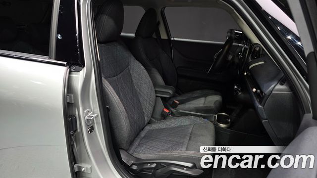 Mini Cooper 2025 — photo 17