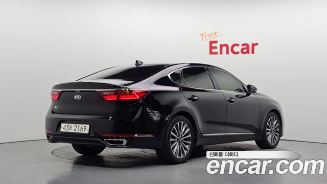 Kia K7 2018 — photo 2