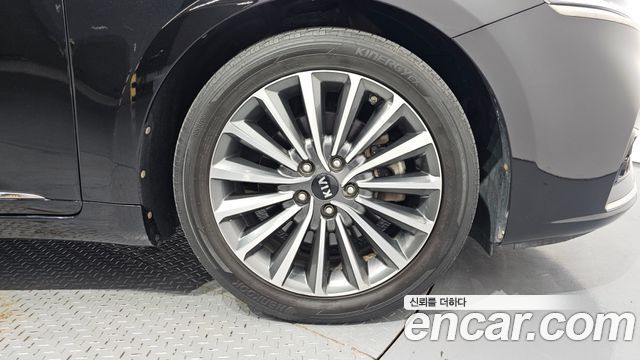 Kia K7 2018 — photo 7