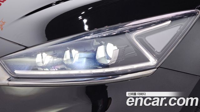 Kia K7 2018 — photo 8