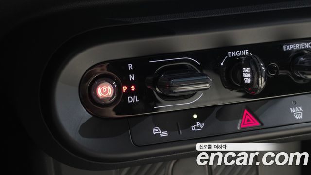 Mini Cooper 2025 — photo 12
