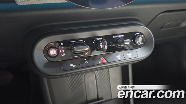 Mini Cooper 2025 — photo 33