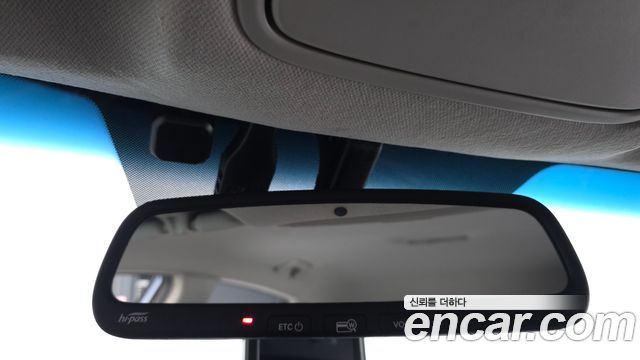 Kia Niro 2018 — photo 24