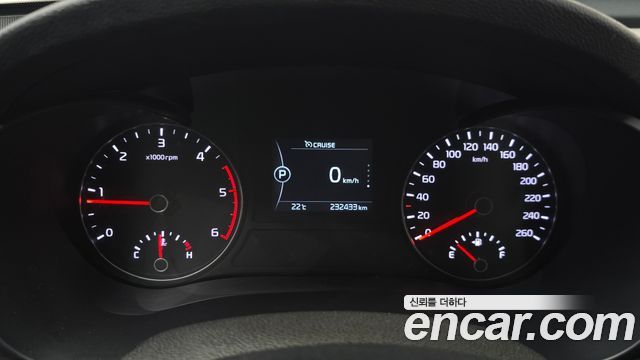 Kia K5 2016 — photo 11