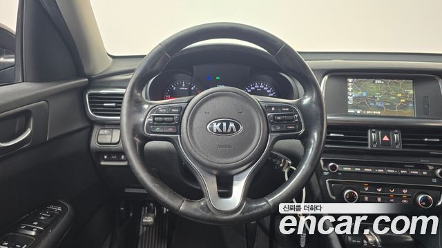 Kia K5 2016 — photo 17