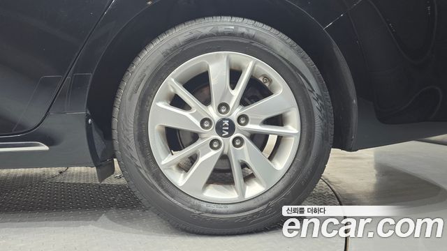 Kia K5 2016 — photo 7