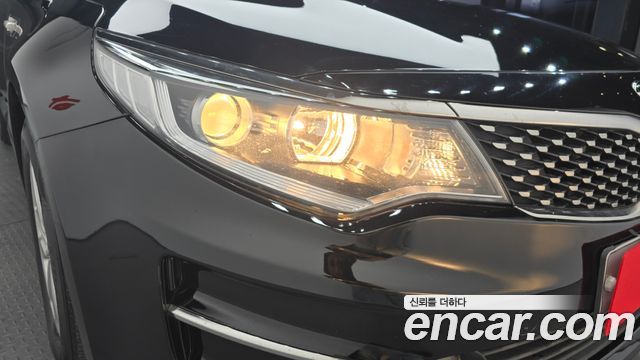 Kia K5 2016 — photo 8