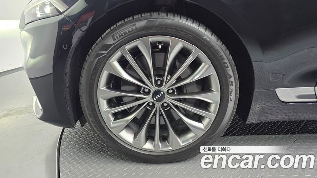 Kia K9 2023 — photo 5