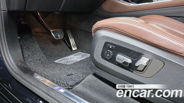 BMW X5 2019 — photo 19