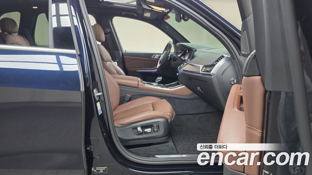 BMW X5 2019 — photo 16