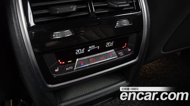 BMW X5 2019 — photo 30