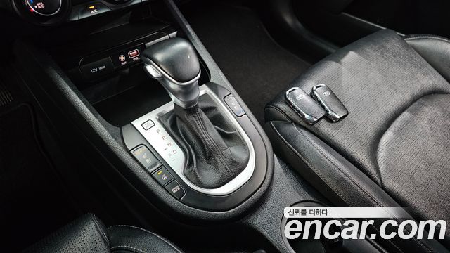 Kia K3 2019 — photo 12