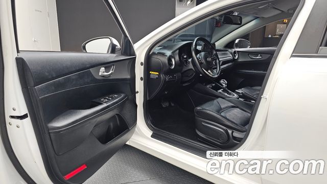 Kia K3 2019 — photo 13