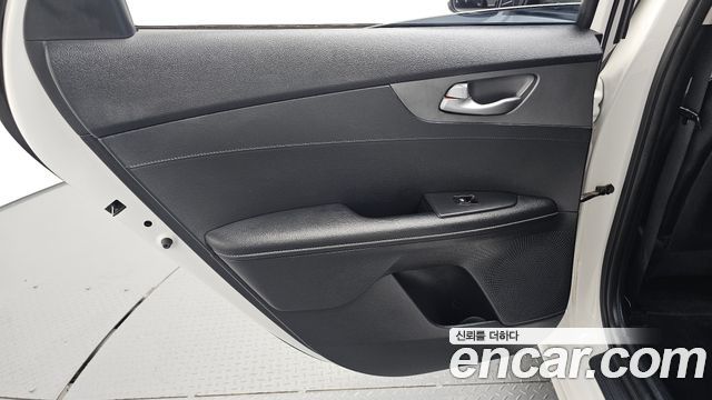 Kia K3 2019 — photo 15