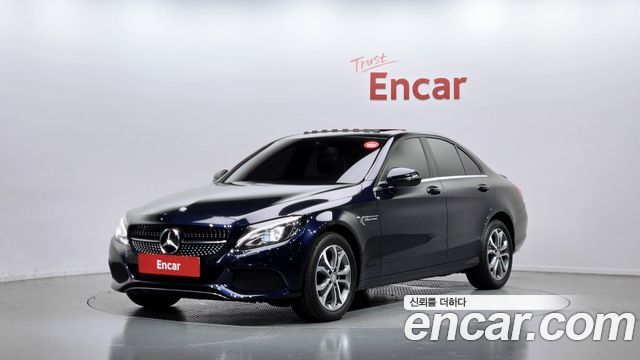 Mercedes-Benz C-Class 2017 — photo 1