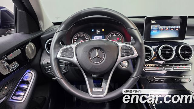 Mercedes-Benz C-Class 2017 — photo 13