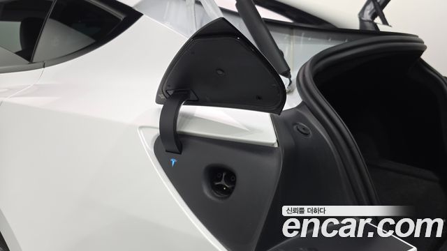 Tesla Model 3 2024 — photo 36