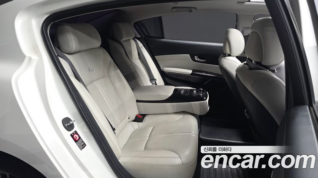 Kia K9 2013 — photo 17