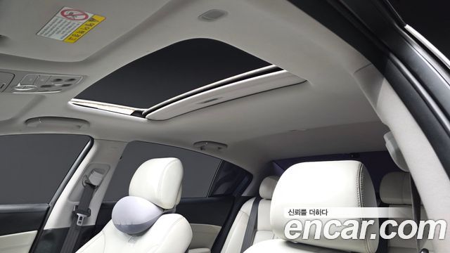 Kia K9 2013 — photo 23