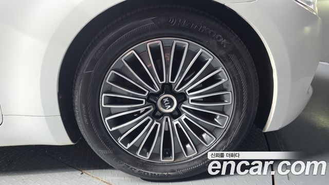 Kia K9 2013 — photo 7