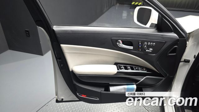 Kia K9 2013 — photo 14