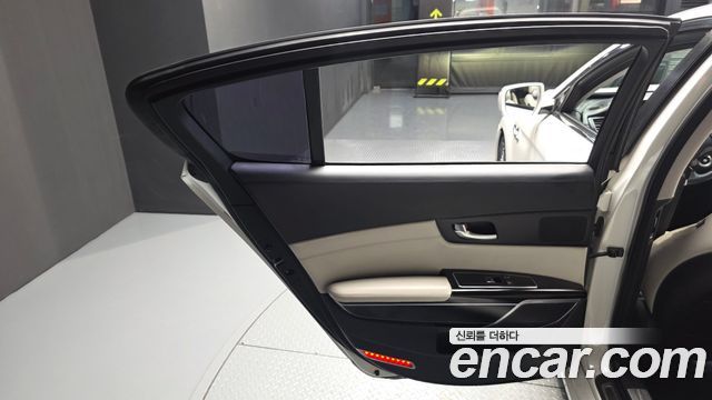 Kia K9 2013 — photo 15
