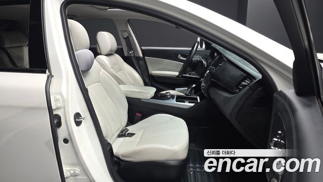 Kia K9 2013 — photo 16