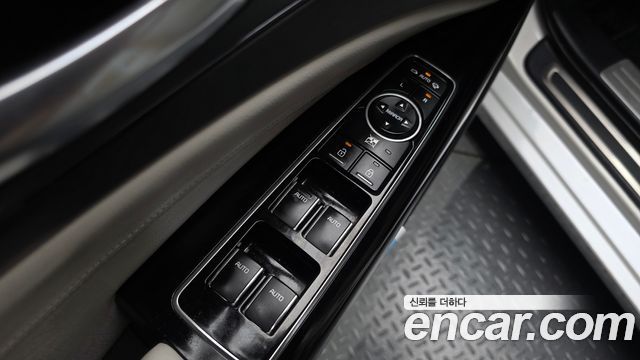 Kia K9 2013 — photo 31